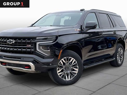 Certified 2025 Chevrolet Tahoe Z71 image 1