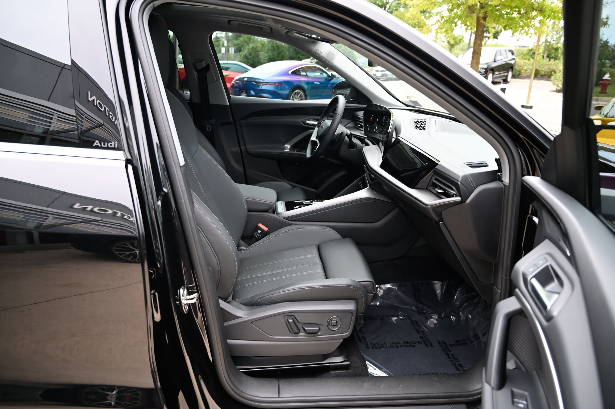 Used 2025 Audi Q5 Premium Plus AWD/4WD image 56
