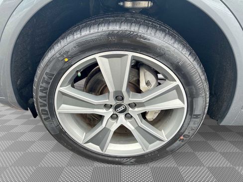 Used 2019 Audi Q5 Prestige w/ Prestige Package image 34