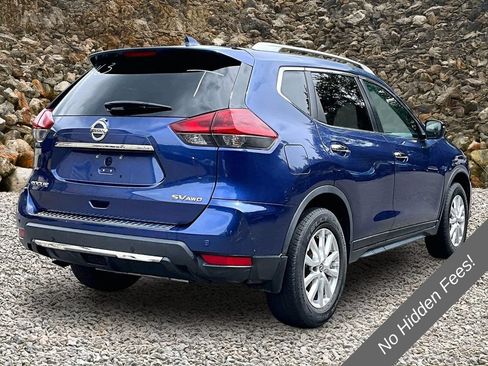 Used 2019 Nissan Rogue SV AWD/4WD image 2