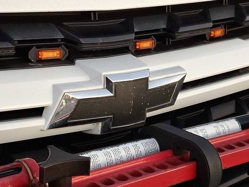 Used 2021 Chevrolet Colorado W/T w/ Custom Special Edition image 5