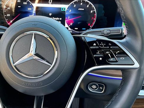 Certified 2025 Mercedes-Benz GLE 350 4MATIC image 21