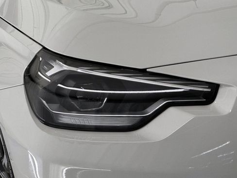 Used 2025 BMW 230i Coupe w/ Convenience Package RWD image 11