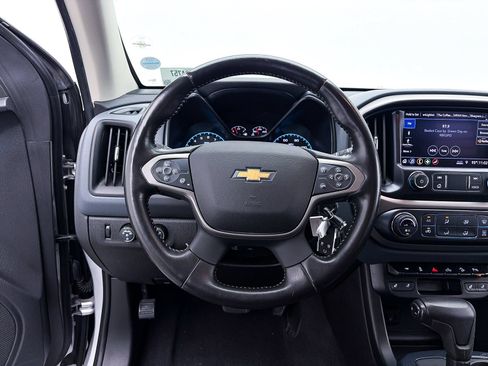 Used 2020 Chevrolet Colorado Z71 AWD/4WD image 30