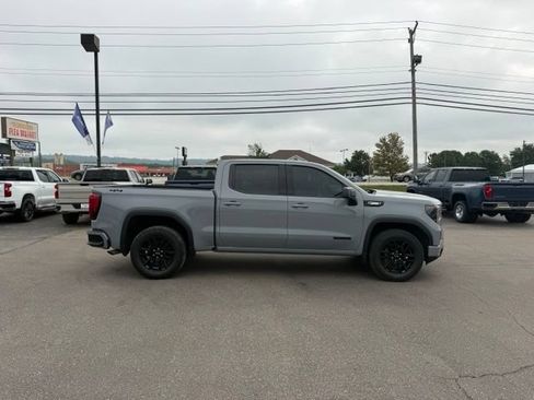 Used 2024 GMC Sierra 1500 Elevation AWD/4WD image 8