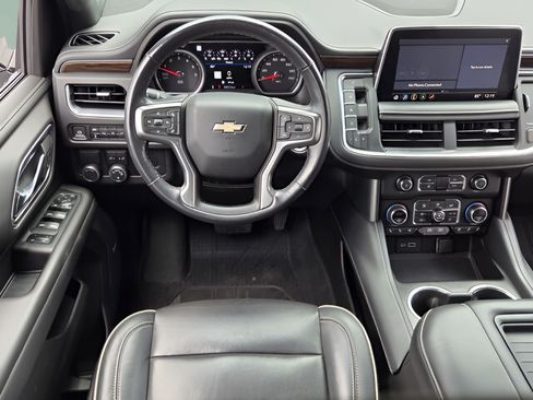 Used 2021 Chevrolet Suburban Premier RWD image 12
