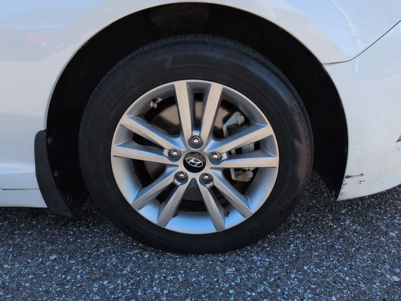 Used 2016 Hyundai Sonata SE FWD image 11