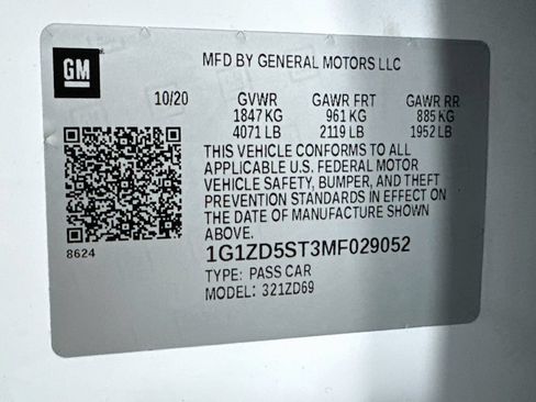 Used 2021 Chevrolet Malibu LT FWD image 32
