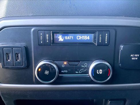 Used 2019 Ford Expedition XLT w/ Equipment Group 202A image 33