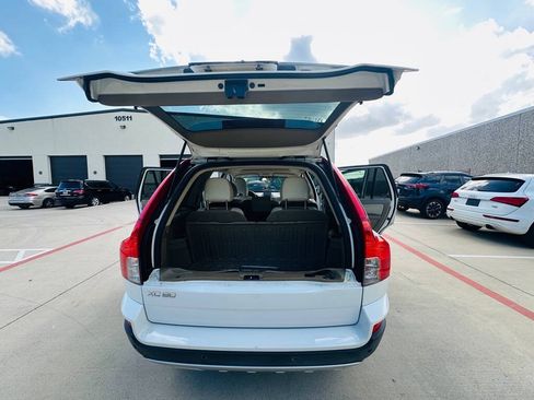 Used 2011 Volvo XC90 3.2 FWD image 19