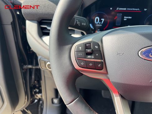 New 2025 Ford Explorer Active w/ Active Comfort Package image 5