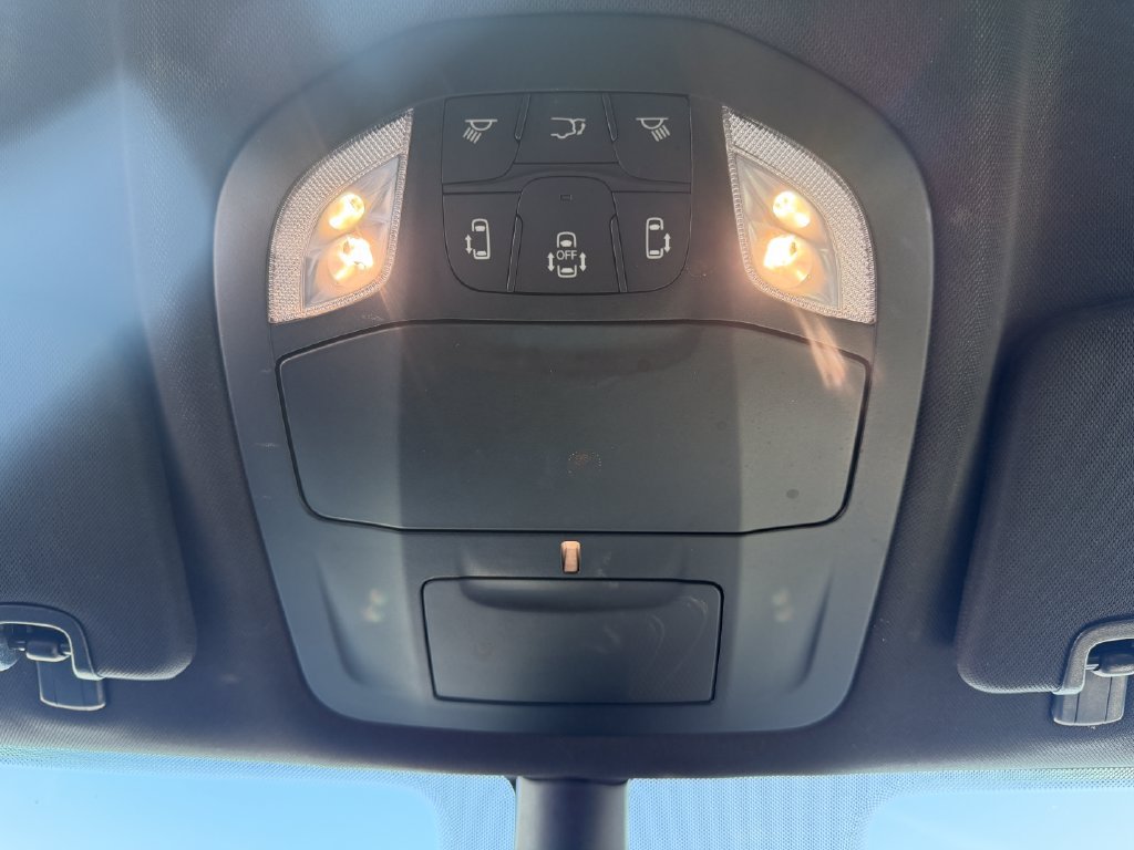 Used 2026 Chrysler Pacifica Select FWD image 29