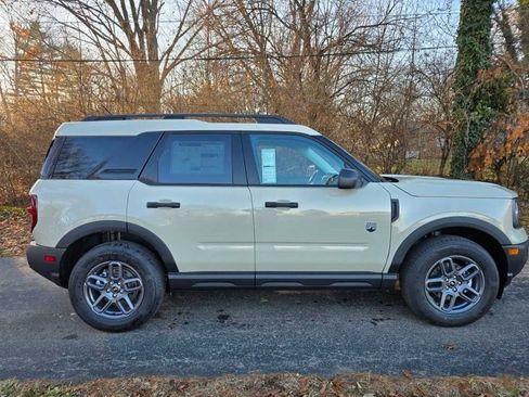 New 2025 Ford Bronco Sport Big Bend w/ Convenience Package AWD/4WD image 2
