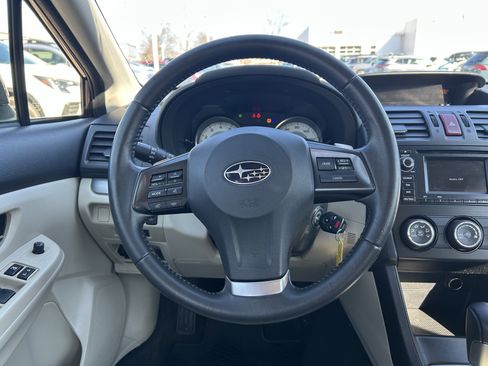 Used 2012 Subaru Impreza 2.0i Limited image 10