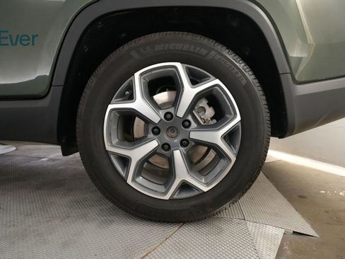 Used 2023 Rivian R1T Adventure AWD/4WD image 9
