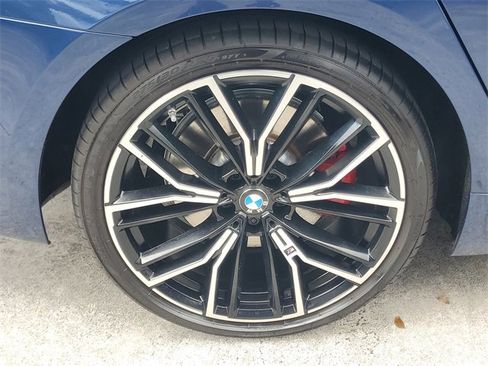 Used 2023 BMW 530i w/ M Sport Package image 7