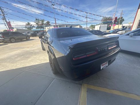 Used 2023 Dodge Challenger SRT Hellcat image 5