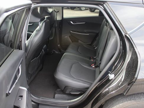 Used 2022 Kia EV6 Wind image 16