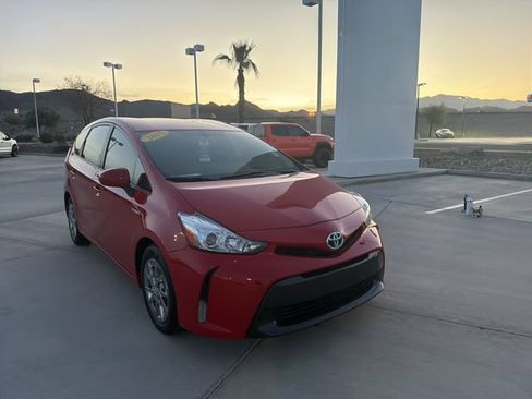 Used 2015 Toyota Prius V Four FWD image 3
