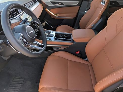 New 2026 Jaguar F-PACE R-Dynamic S image 18