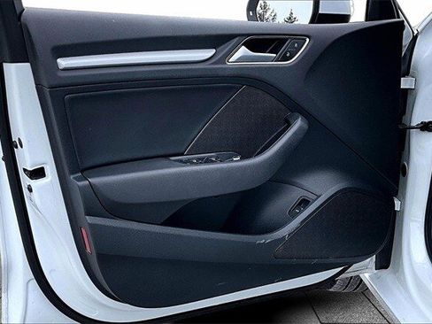 Used 2016 Audi A3 2.0T Premium image 23