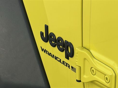 Used 2024 Jeep Wrangler Sport S image 11