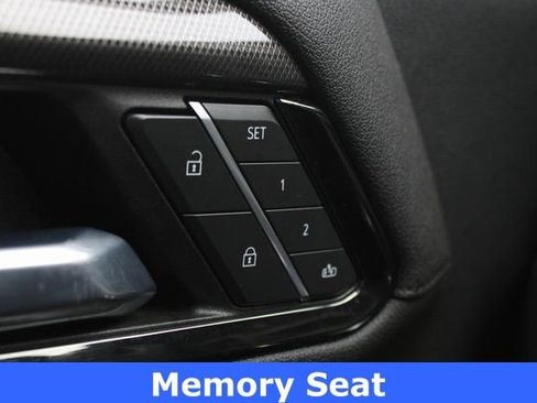 Used 2024 GMC Sierra 2500 AT4 w/ AT4 Premium Plus Package image 5