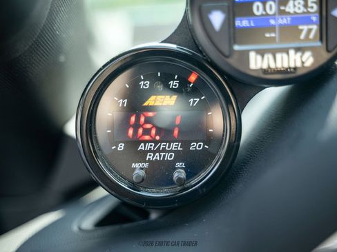 Used 2021 Chevrolet Camaro ZL1 RWD image 25