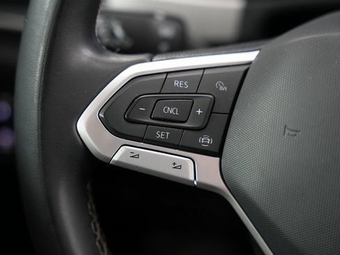 Used 2022 Volkswagen Atlas SE image 12