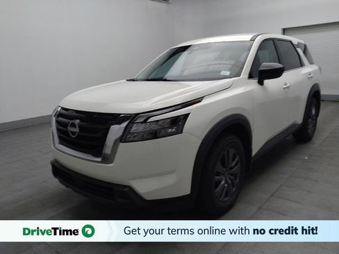 Used 2023 Nissan Pathfinder S FWD image 1