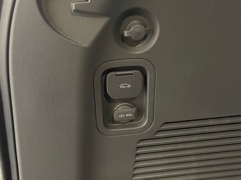 Used 2026 Kia EV9 Land w/ Nightfall Edition Package image 37