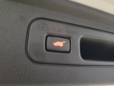 Certified 2025 Honda Odyssey Touring image 10