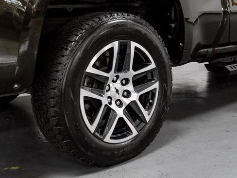 Used 2019 Chevrolet Silverado 1500 LT Trail Boss w/ Convenience Package image 49