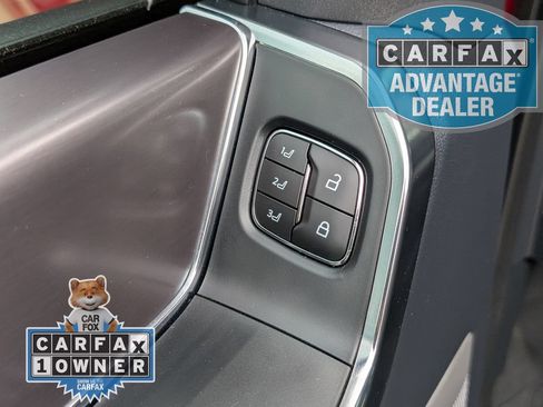 Used 2025 Ford F150 Platinum w/ FX4 Off-Road Package AWD/4WD image 17
