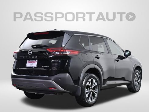 Used 2023 Nissan Rogue SV image 10