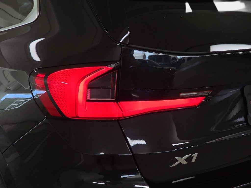 Certified 2023 BMW X1 xDrive28i w/ Convenience Package AWD/4WD image 29