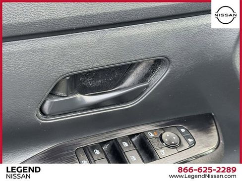 Certified 2025 Nissan Kicks S image 16