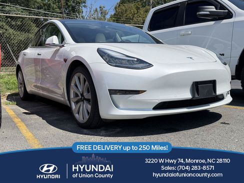 Used 2018 Tesla Model 3 AWD/4WD image 1