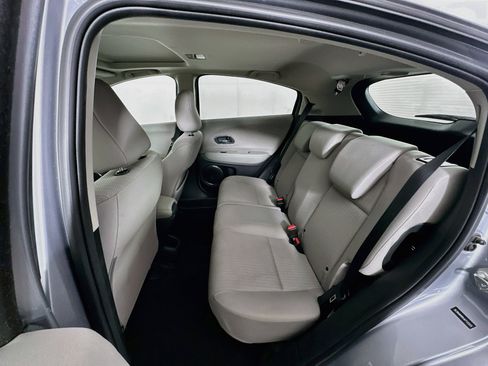 Used 2018 Honda HR-V EX image 27
