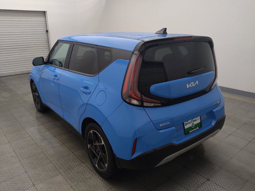 Used 2024 Kia Soul EX FWD image 5