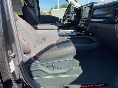 New 2025 Ford F250 Lariat w/ Lariat Ultimate Package image 30