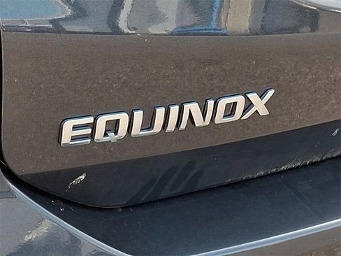 Used 2022 Chevrolet Equinox LT image 32
