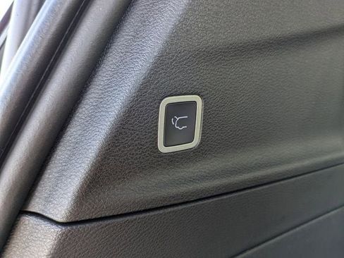 New 2026 Chrysler Voyager LX FWD image 13