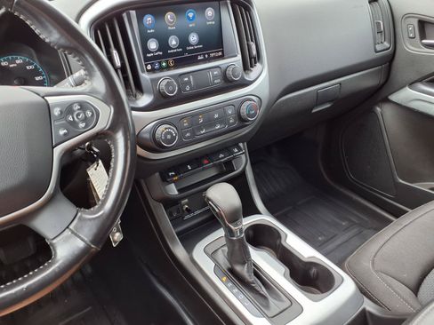 Used 2022 Chevrolet Colorado LT w/ Fleet Safety Package RWD image 5