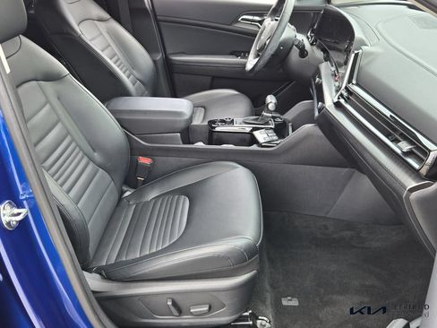 Certified 2024 Kia Sportage SX FWD image 18