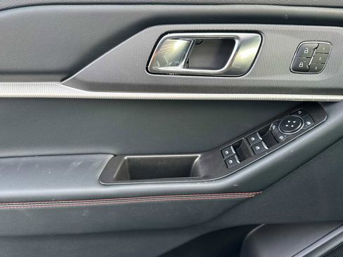 New 2025 Ford Explorer ST image 8