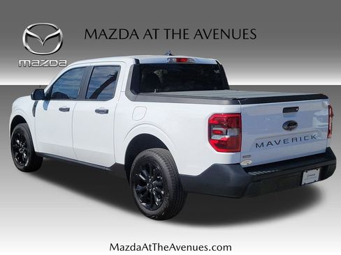 Used 2023 Ford Maverick XLT w/ Black Appearance Package image 5