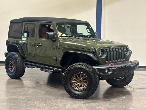 Used 2021 Jeep Wrangler Unlimited Rubicon AWD/4WD image 2