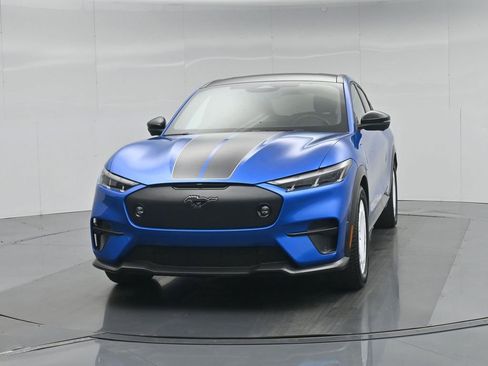 Used 2025 Ford Mustang Mach-E GT AWD/4WD image 57