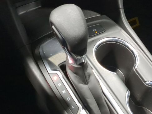 Used 2023 Chevrolet Equinox LT image 35